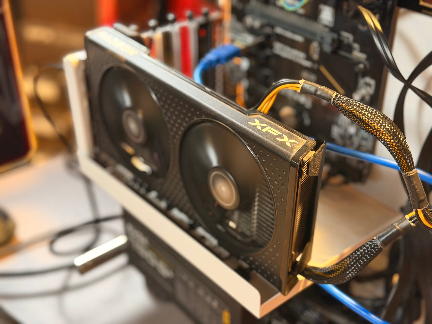 XFX SWFT 210 RX 6600 XT
