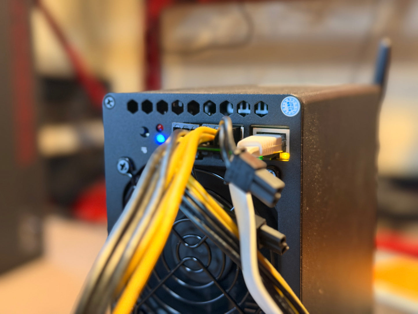 Goldshell XT-BOX (TARI)
